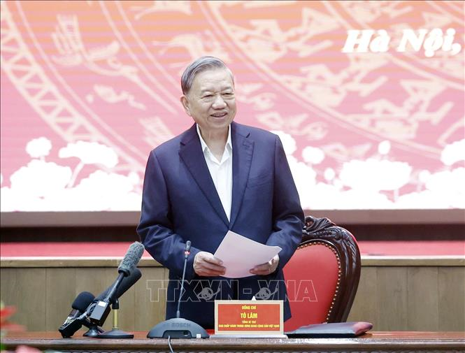 Công bố quyết định kiểm tra, giám sát của Bộ Chính trị, Ban Bí thư năm 2026 đối với Ban Thường vụ Thành ủy Hà Nội